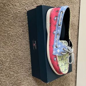New in box— Sperry size 7.5